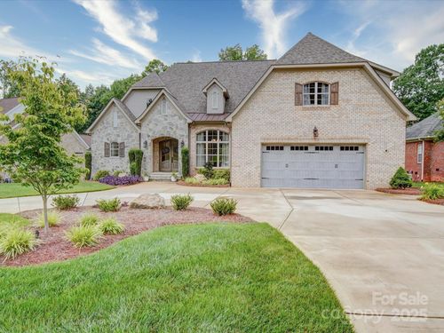 4025 Foxes Trl, Cramerton, NC, 28032-1674 | Card Image