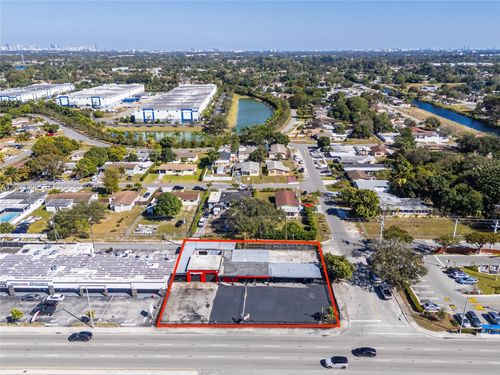 10801 27th Ave, MIAMI, FL, 33167-3407 | Card Image