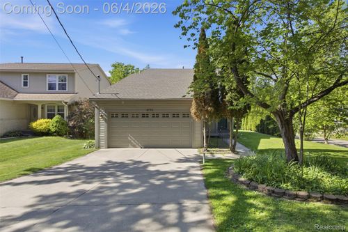 6790 Edwood Ave, West Bloomfield, MI, 48324-2834 | Card Image