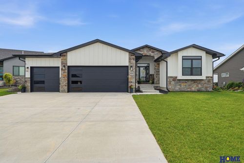 8716 S 83rd Ct, Lincoln, NE, 68516-1990 | Card Image