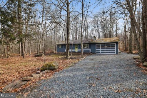 104 White Pine Dr, Pocono Lake, PA, 18347-8159 | Card Image