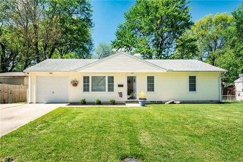 11318 Marsh Ave, Kansas City, MO, 64134-3534 | Card Image