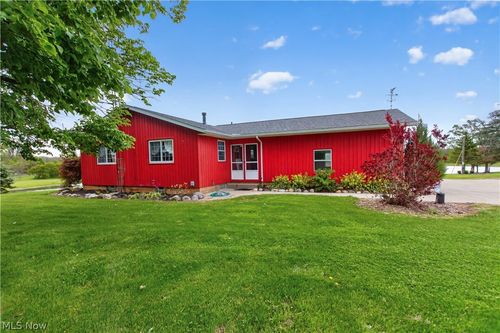 11209 Holshoe Rd, Homerville, OH, 44235-9712 | Card Image