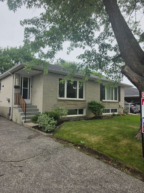 3317 Ivernia Road, Mississauga, ON, L4Y3E9 | Card Image