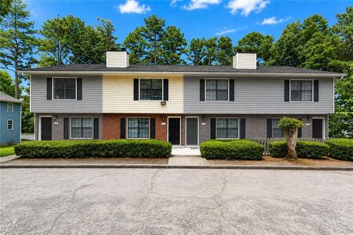 3065 Destin Cir, Snellville, GA, 30078-5700 | Card Image