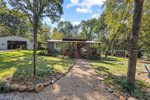 80 Louisiana Ave, Pottsboro, TX, 75076-3309 | Card Image