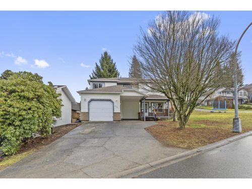 7800 Deerfield Street, Mission, BC, V2V5X3 | Card Image