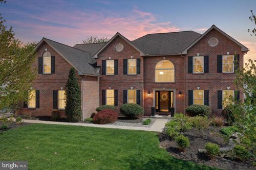 229 Atlantic Ave, READING, PA, 19608-9531 | Card Image