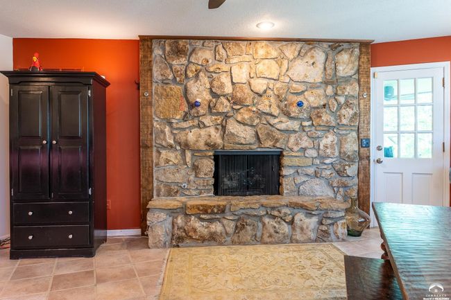 2013 Camelback Dr, House other with 4 bedrooms, 4 bathrooms and null parking in Lawrence KS | Image 20