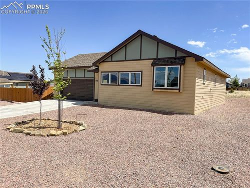 198 High Meadows Dr, Florence, CO, 81226-9457 | Card Image