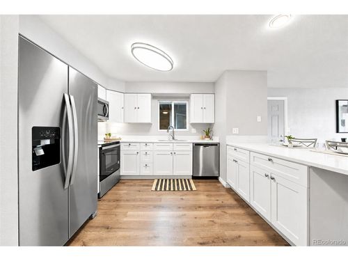 204-12093 W Cross Dr, Littleton, CO, 80127-4503 | Card Image