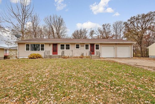 16750 Anna Trl Se, Prior Lake, MN, 55372-2490 | Card Image