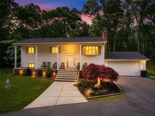 77 Pine Hill Ave, Johnston, RI, 02919-1402 | Card Image