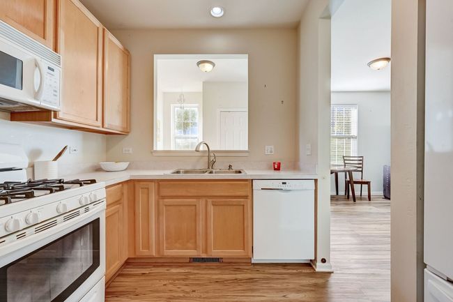 3070 - 3070 Falling Waters Ln, Condo with 2 bedrooms, 2 bathrooms and null parking in Lindenhurst IL | Image 14