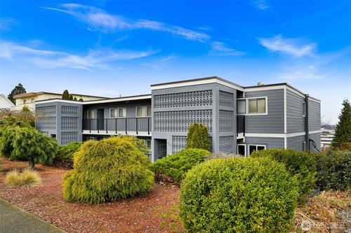 apt-5-921 High St, Bellingham, WA, 98225-5647 | Card Image