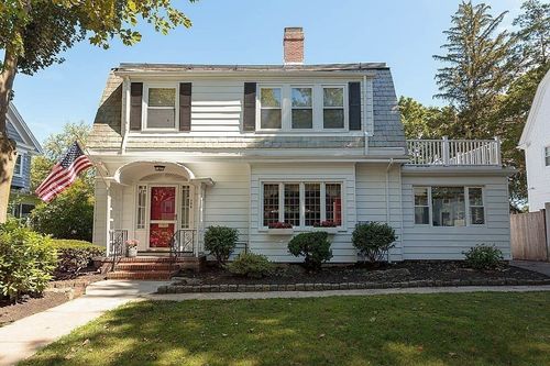 104 Stratford St, Boston, MA, 02132-2055 | Card Image