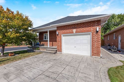 331 Centennial Forest Dr, Milton, ON, L9T5X4 | Card Image