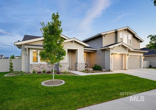 5371 W Philomena Dr, Meridian, ID, 83646-7467 | Card Image