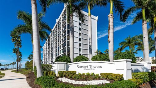 apt-303-11 Sunset Dr, SARASOTA, FL, 34236-5546 | Card Image