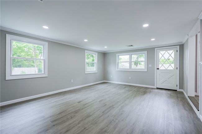 31 Forbes St, House other with 3 bedrooms, 1 bathrooms and 3 parking in Riverside RI | Image 17