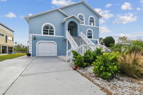 6952 Southwind Dr, HUDSON, FL, 34667-3928 | Card Image