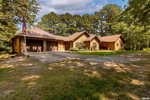 111 Woodland Trl, Anna, IL, 62906-3906 | Card Image