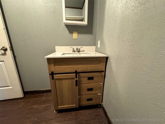 120917 Honey Suckle Rd, House other with 2 bedrooms, 2 bathrooms and null parking in Eufaula OK | Image 17