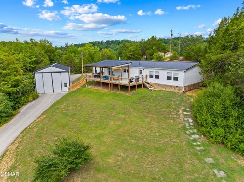 115 Granny Davis Way, Dandridge, TN, 37725-1030 | Card Image