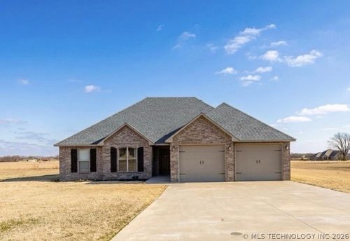 7004 4th St, Muskogee, OK, 74401-1105 | Card Image