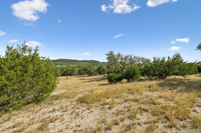 5014 Bump Gate Rd, House other with 3 bedrooms, 2 bathrooms and null parking in Pipe Creek TX | Image 36