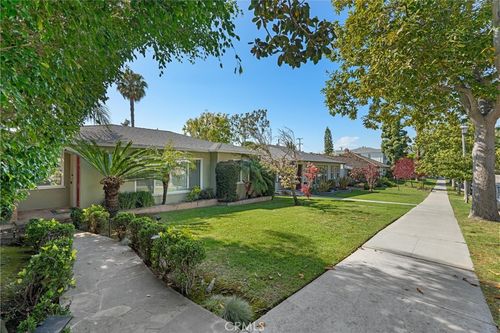 715 Havana Ave, Long Beach, CA, 90814-1956 | Card Image