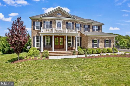 18604 Wild Raspberry Dr, PURCELLVILLE, VA, 20132-3985 | Card Image