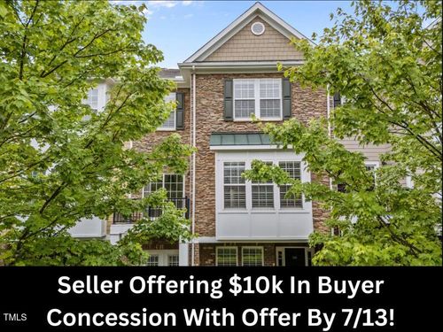 9164 Wooden Rd, Raleigh, NC, 27617-8203 | Card Image