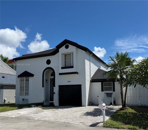 10701 Sw 10th Ct, Davie, FL, 33324-4156 | Card Image