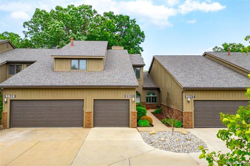 9921 Hawthorne Glen Dr, Grosse Ile, MI, 48138-2117 | Card Image