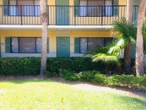 1605-1605 Meadows Cir W, Boynton Beach, FL, 33436-9217 | Card Image