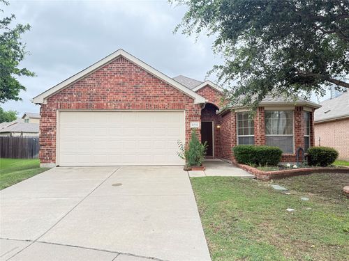 9716 Zaharias Dr, Mckinney, TX, 75072-8935 | Card Image
