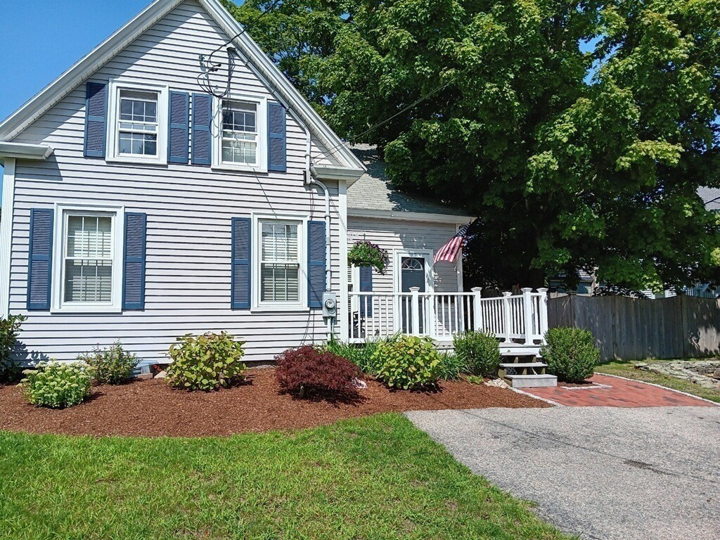 Walnut St, Abington, MA 02351