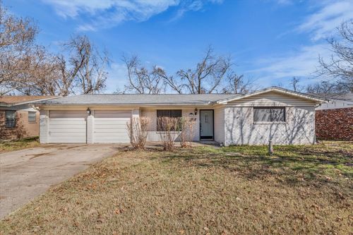 1007 N 57th St, Waco, TX, 76710-4332 | Card Image