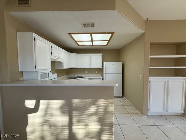 UNIT-233 - 9470 Peace Way, Condo with 2 bedrooms, 2 bathrooms and null parking in Las Vegas NV | Image 8