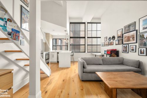3a-111 4th Ave, New York, NY, 10003-5245 | Card Image