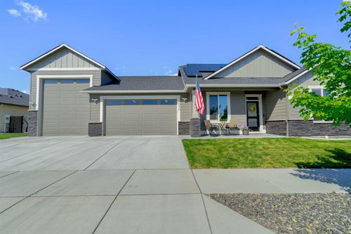 4070 Corvina St, Richland, WA, 99352-5711 | Card Image