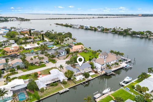 520 Bahama Dr, Indian Harbour Beach, FL, 32937-4407 | Card Image