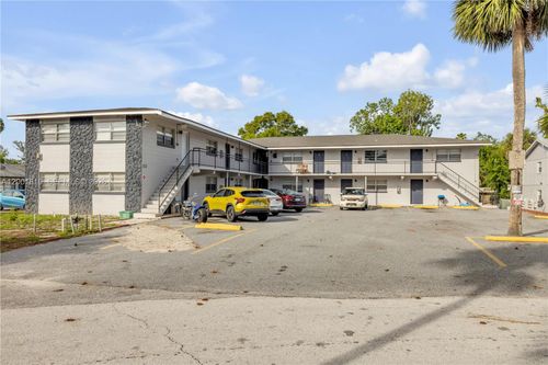 11-313 Country Club Oval, Daytona, FL, 32114 | Card Image