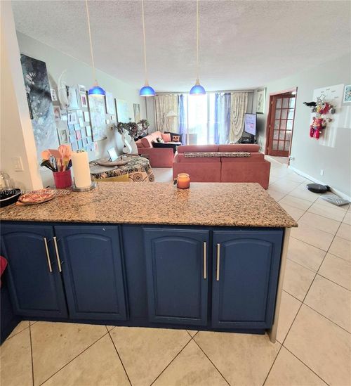 apt-818-3800 S Ocean Dr, Hollywood, FL, 33019-2919 | Card Image