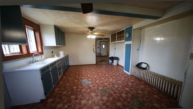 102 N Maple St, House other with 3 bedrooms, 1 bathrooms and 3 parking in Toluca IL | Image 9