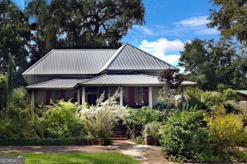 2229 Reynolds St, Brunswick, GA, 31520-8744 | Card Image