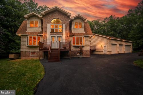 2173 Tuscarora Dr, POCONO LAKE, PA, 18347-8119 | Card Image