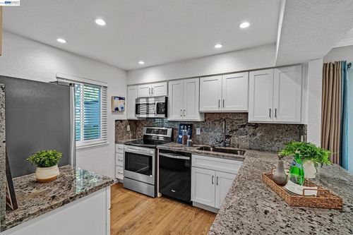 408 Old Orchard Ct, Danville, CA, 94526-4333 | Card Image
