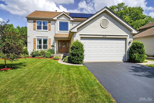 7014 Westwood Dr, Carpentersville, IL, 60110-3354 | Card Image